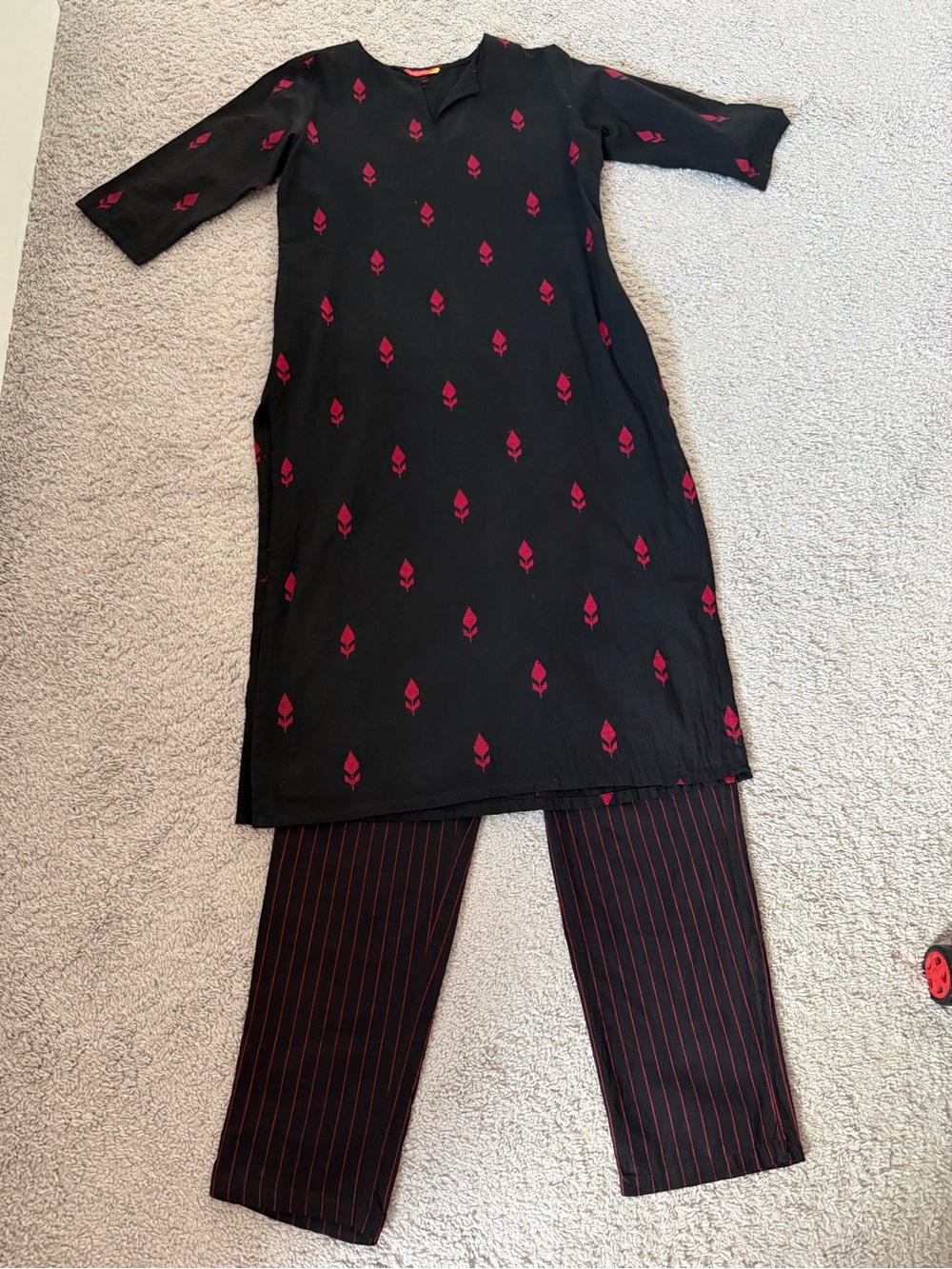 Indian/pakistani Kurta or coord set